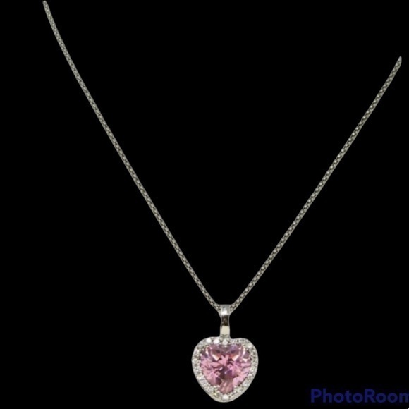 - Stauer sterling silver CZ heart necklace - Picture 1 of 5